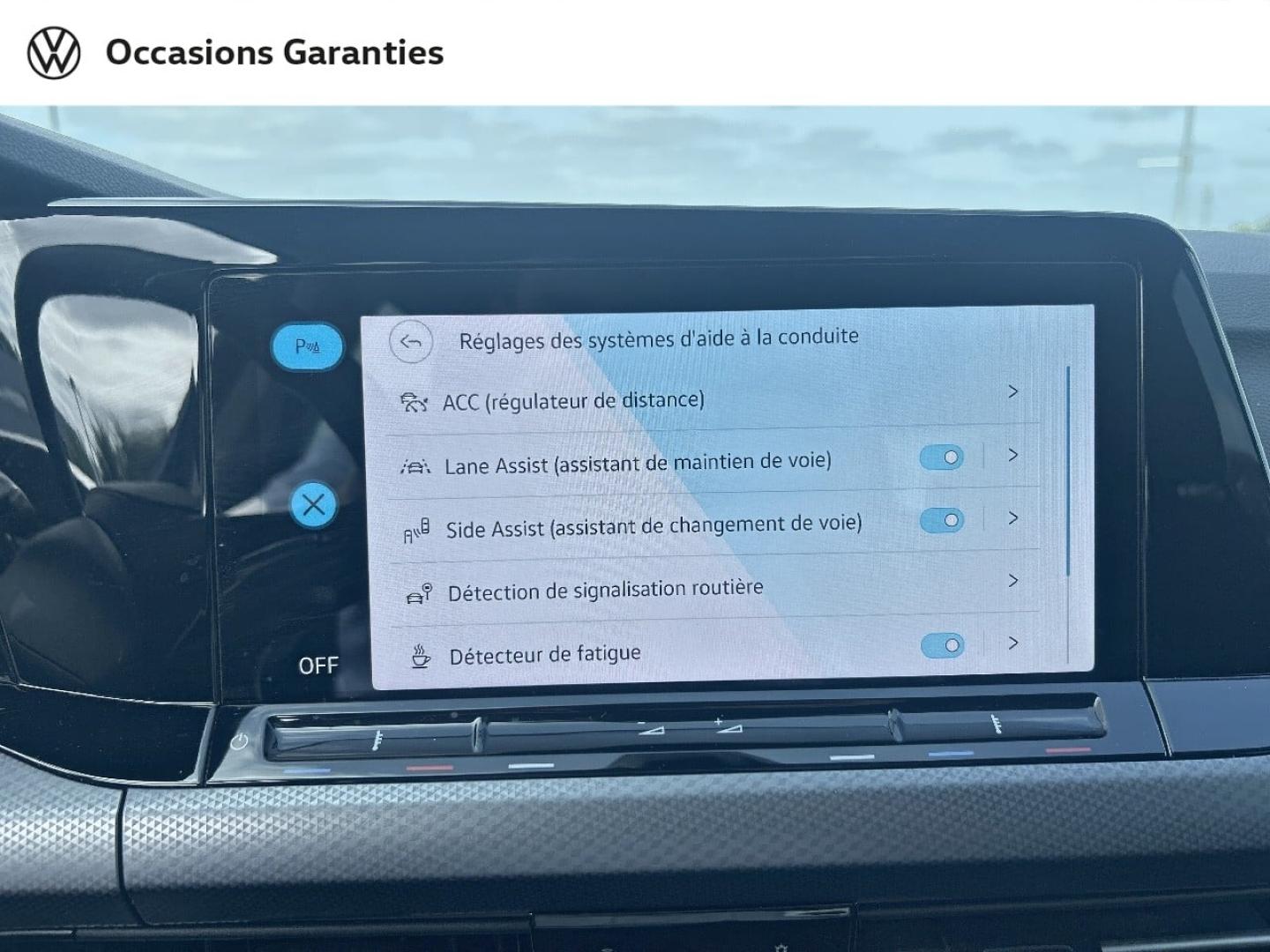Voitures occasions VOLKSWAGEN GOLF Life Saint-Grégoire