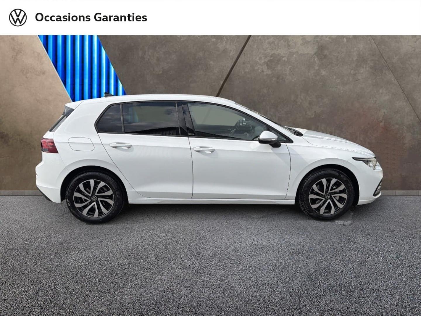 Voitures occasions VOLKSWAGEN GOLF Active Saint-Grégoire