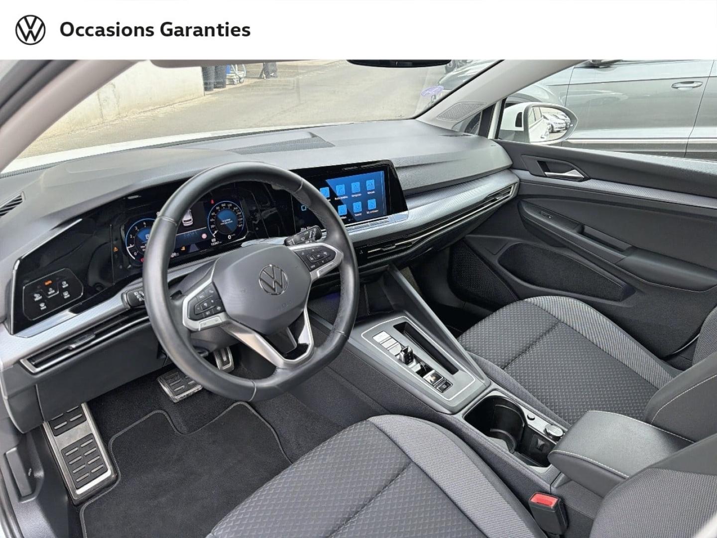 Voitures occasions VOLKSWAGEN GOLF Active Saint-Grégoire