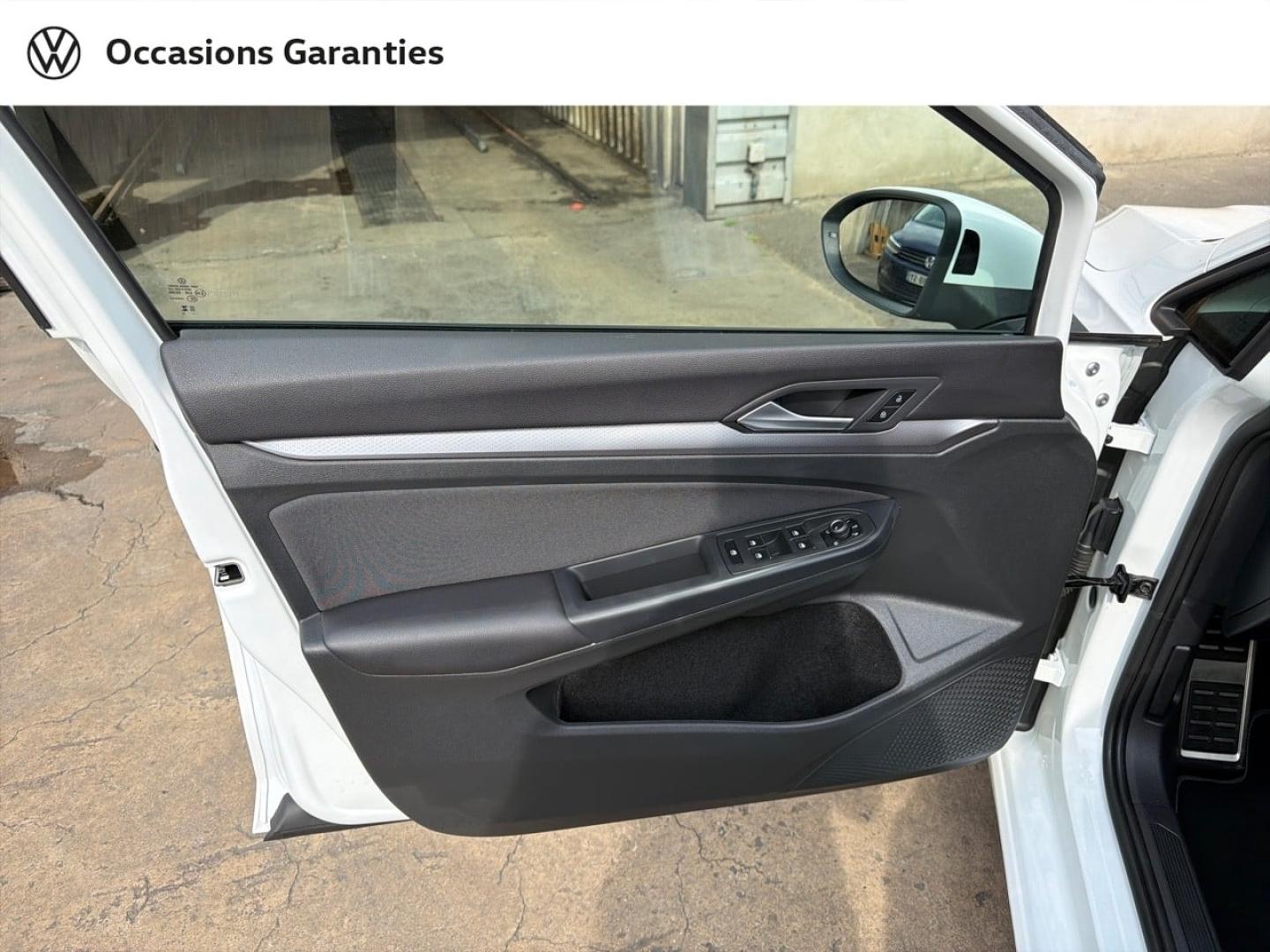 Voitures occasions VOLKSWAGEN GOLF Active Saint-Grégoire