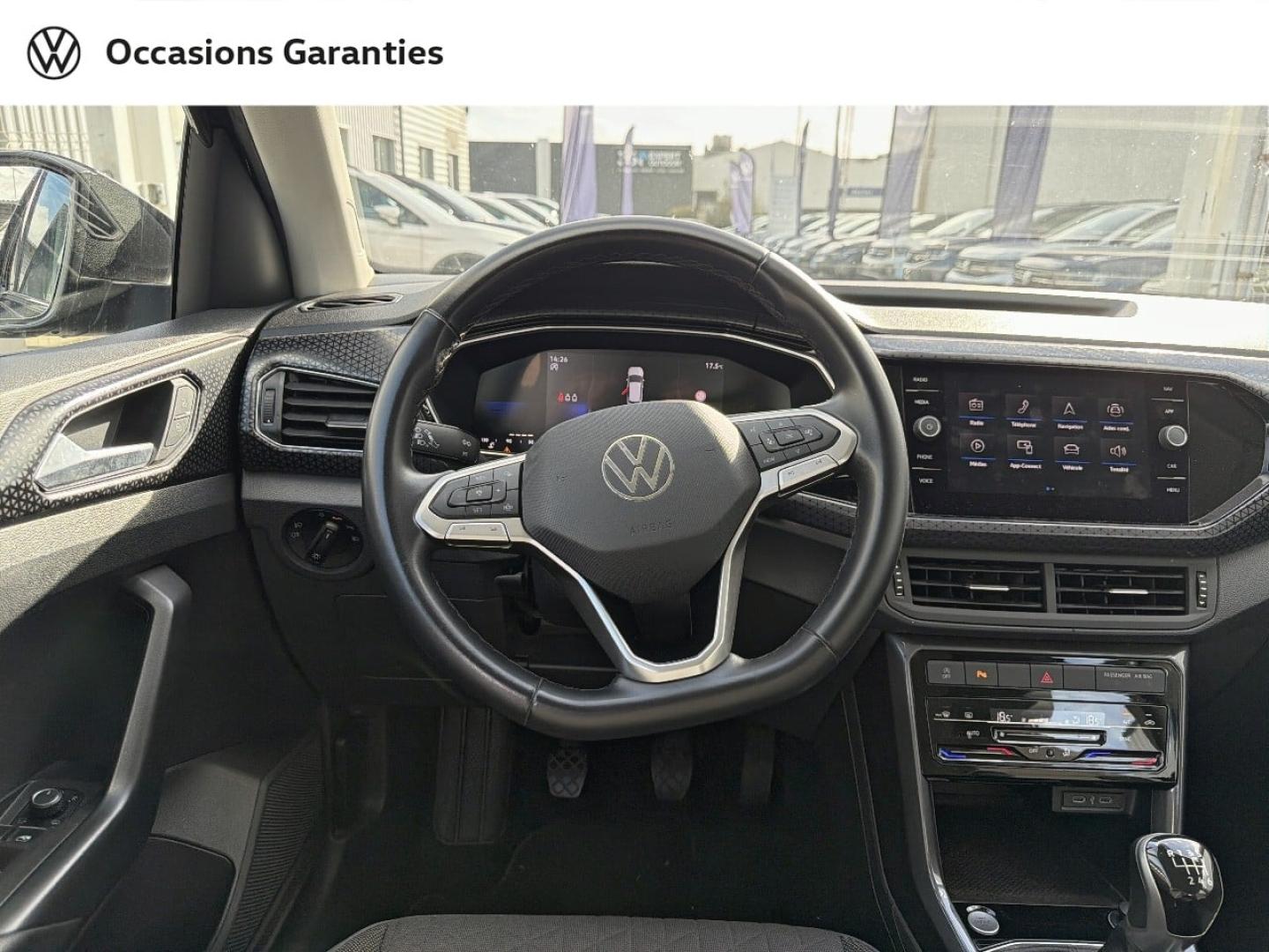 Voitures occasions VOLKSWAGEN T-CROSS R-Line Saint-Grégoire