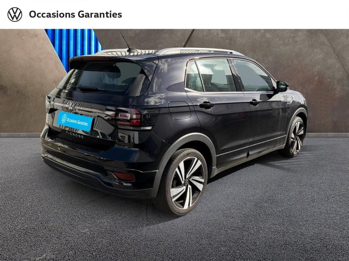 Voitures occasions VOLKSWAGEN T-CROSS R-Line Saint-Grégoire