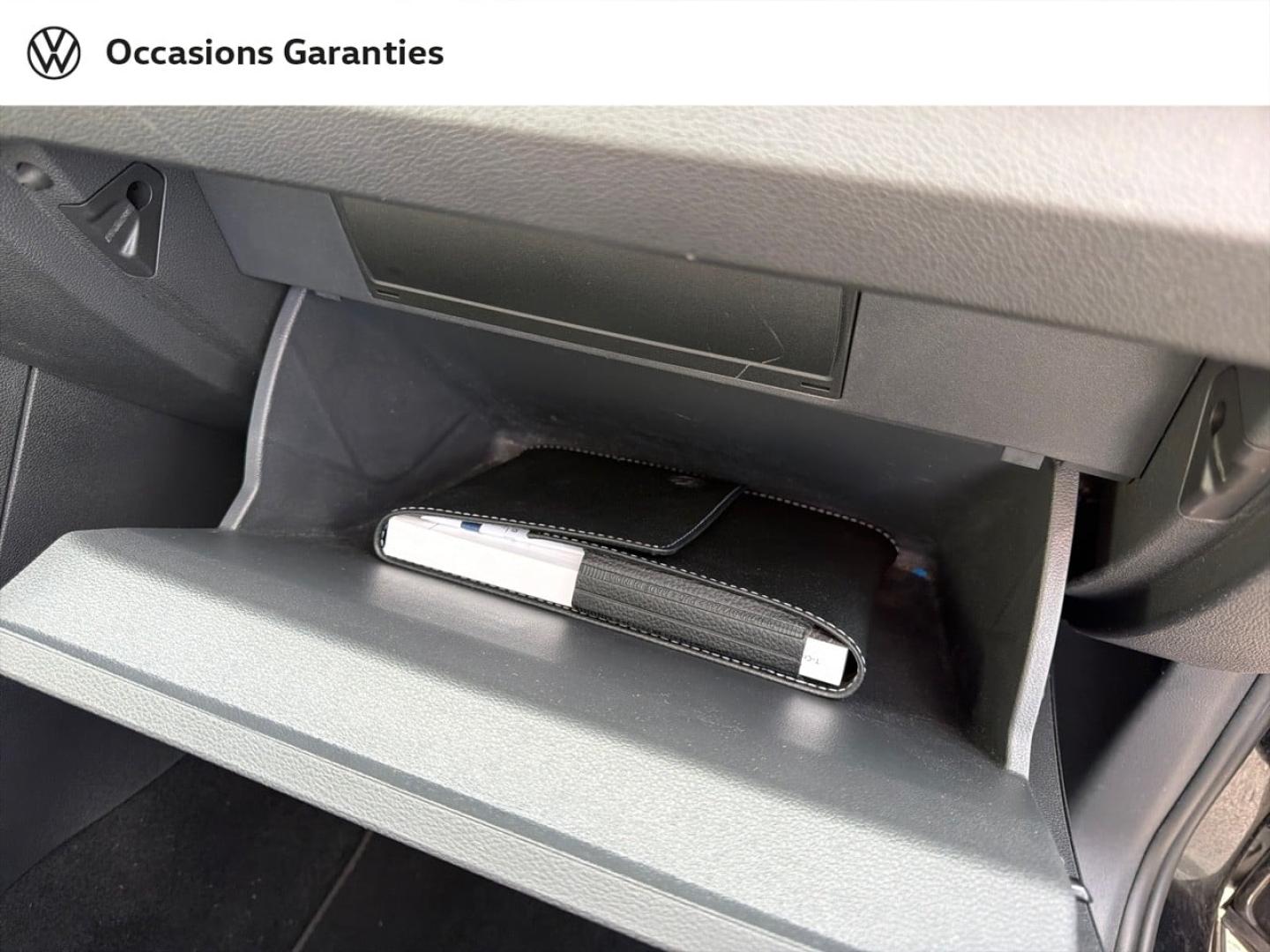 Voitures occasions VOLKSWAGEN T-CROSS R-Line Saint-Grégoire