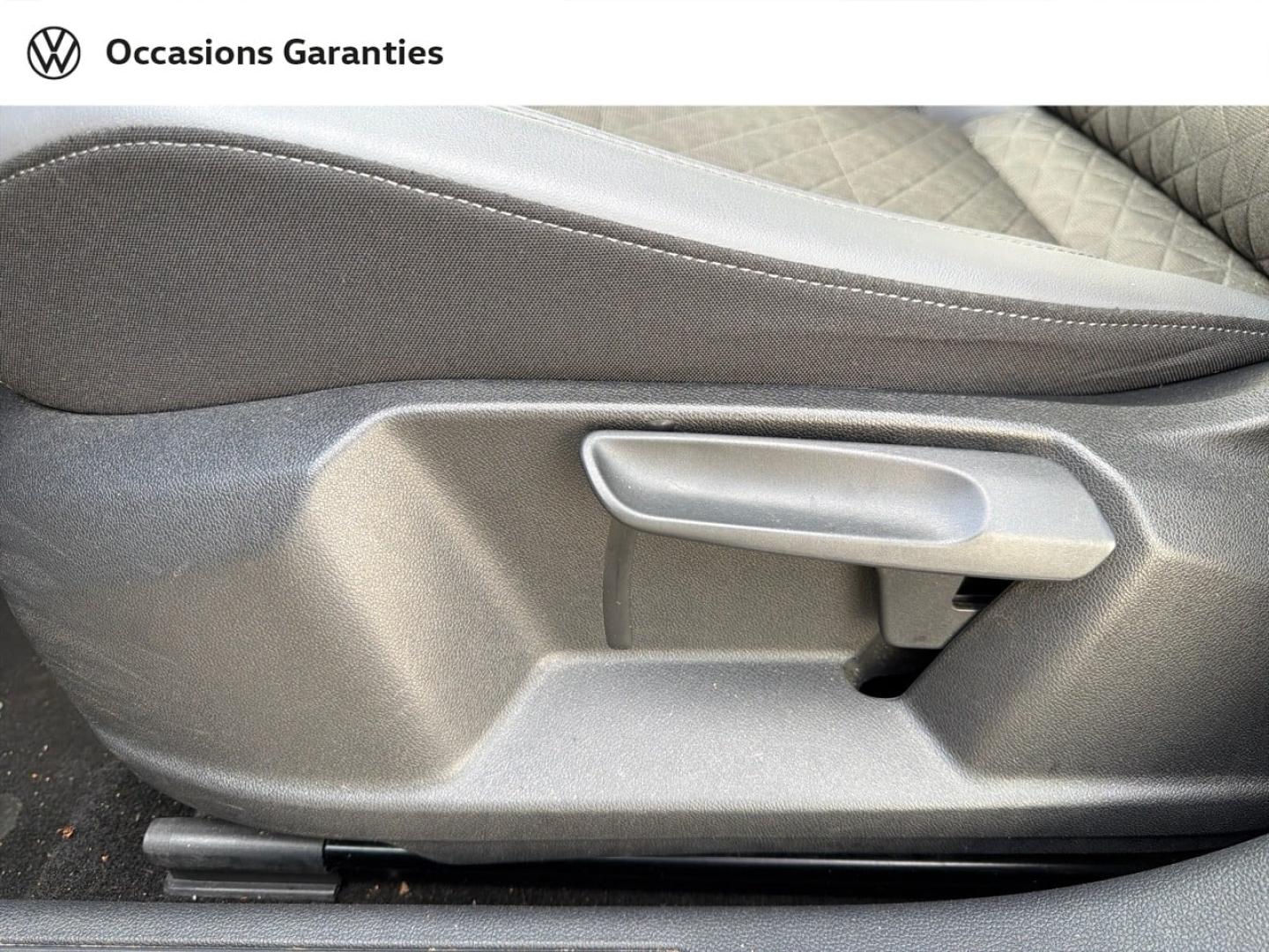 Voitures occasions VOLKSWAGEN T-CROSS R-Line Saint-Grégoire