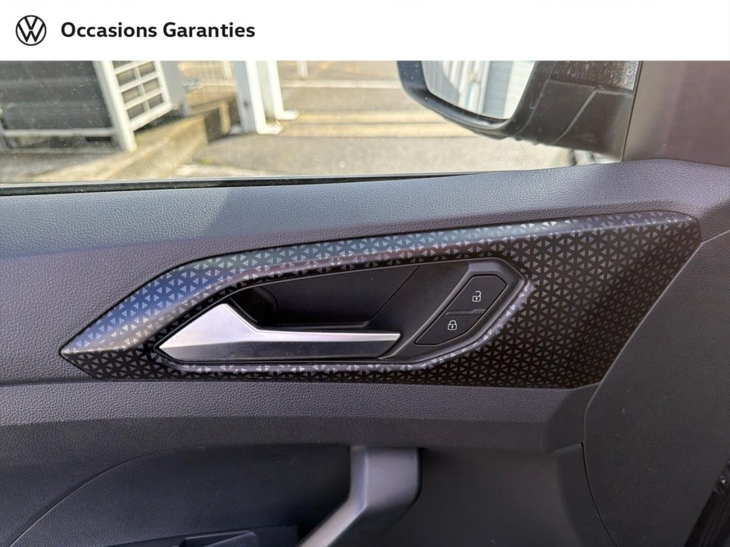 Voitures occasions VOLKSWAGEN T-CROSS R-Line Saint-Grégoire