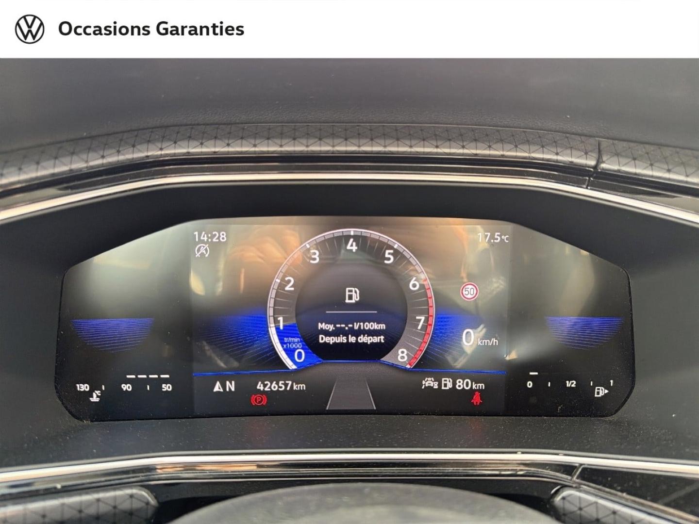 Voitures occasions VOLKSWAGEN T-CROSS R-Line Saint-Grégoire