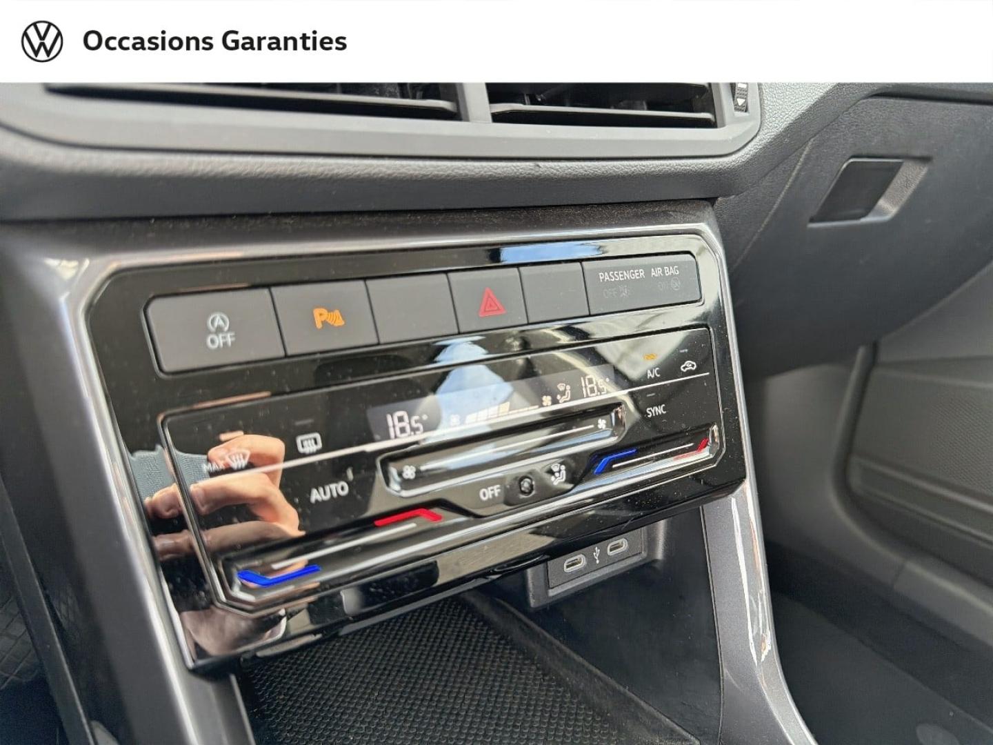 Voitures occasions VOLKSWAGEN T-CROSS R-Line Saint-Grégoire