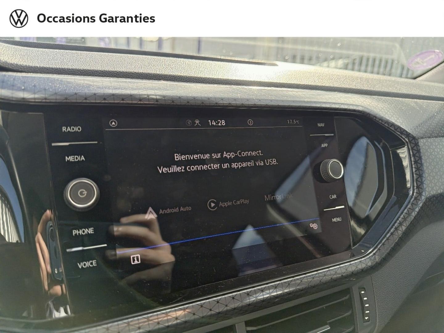 Voitures occasions VOLKSWAGEN T-CROSS R-Line Saint-Grégoire