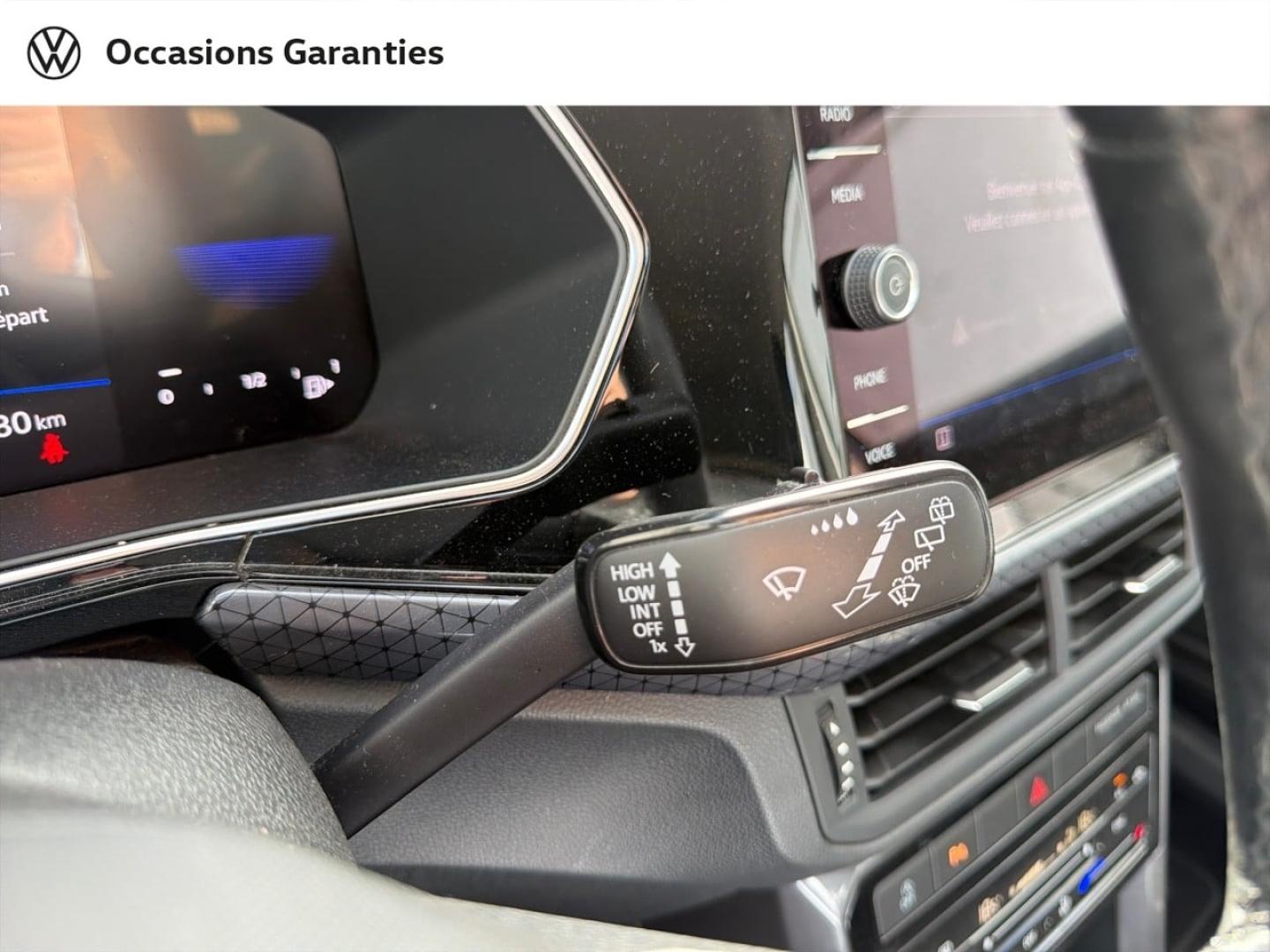 Voitures occasions VOLKSWAGEN T-CROSS R-Line Saint-Grégoire