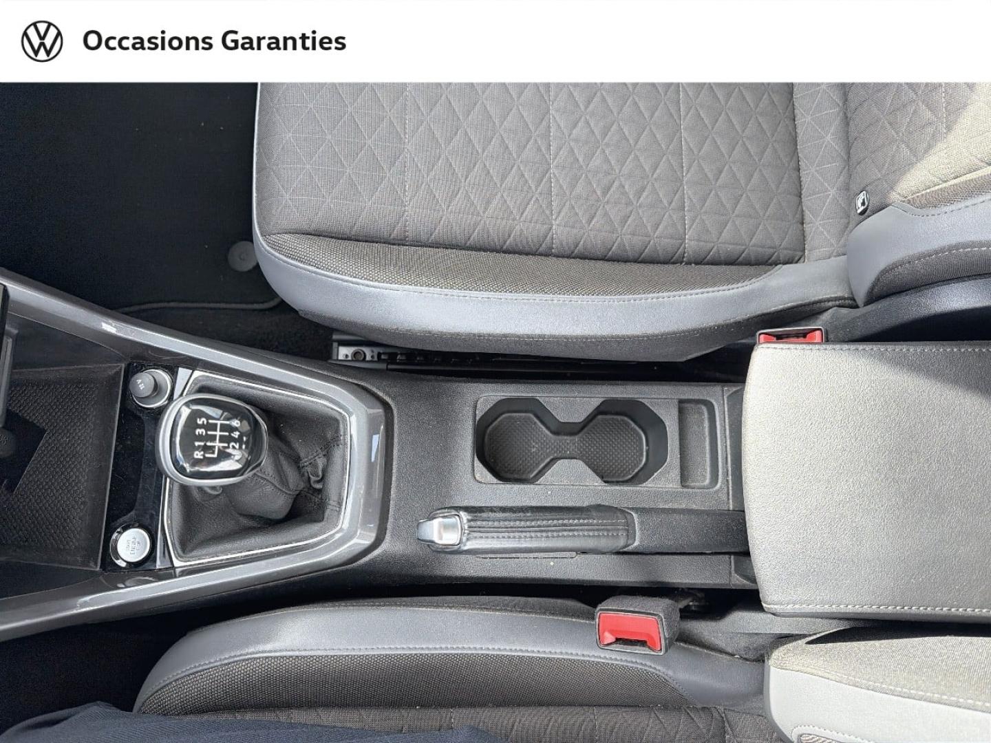 Voitures occasions VOLKSWAGEN T-CROSS R-Line Saint-Grégoire