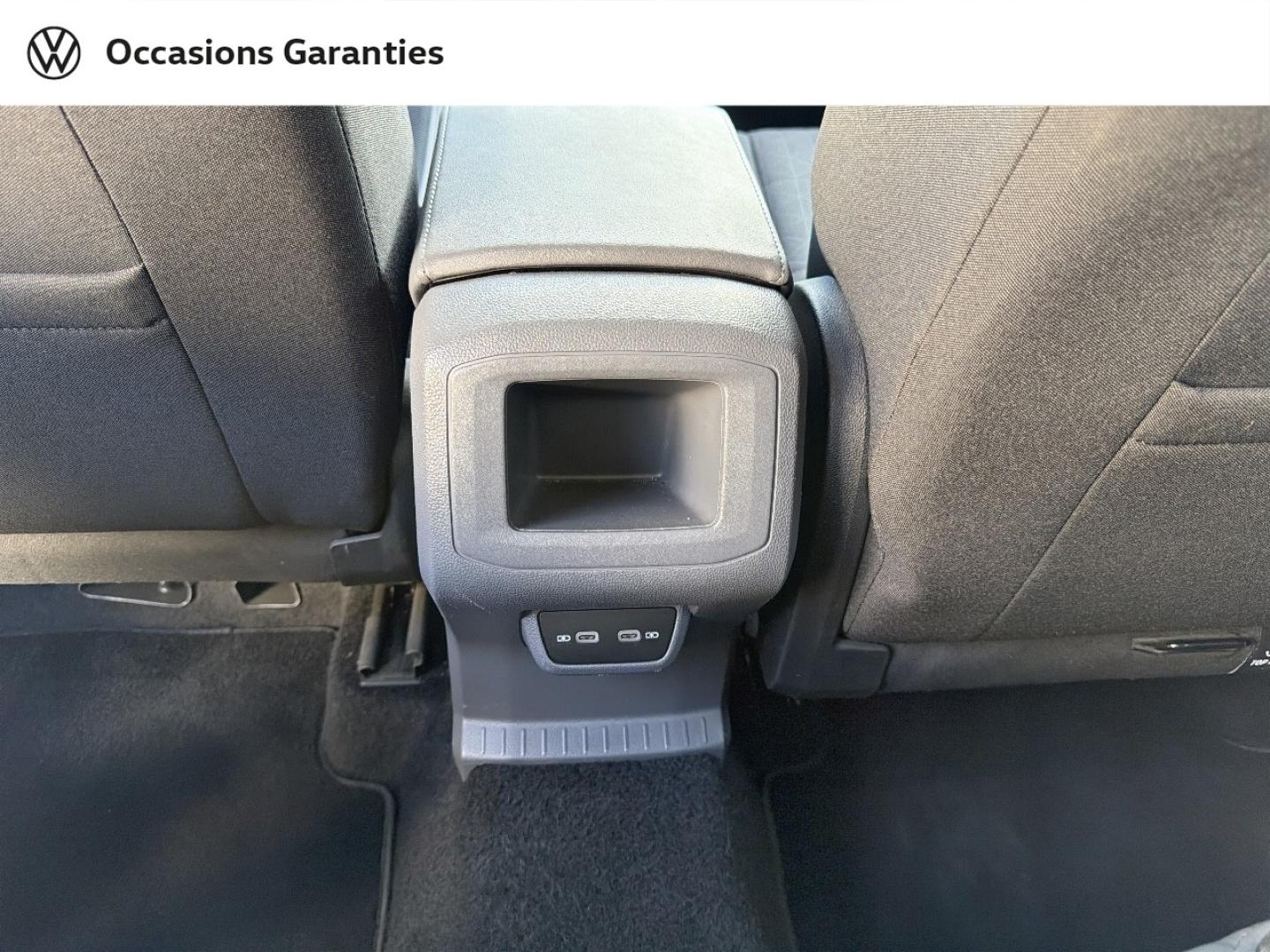 Voitures occasions VOLKSWAGEN T-CROSS R-Line Saint-Grégoire