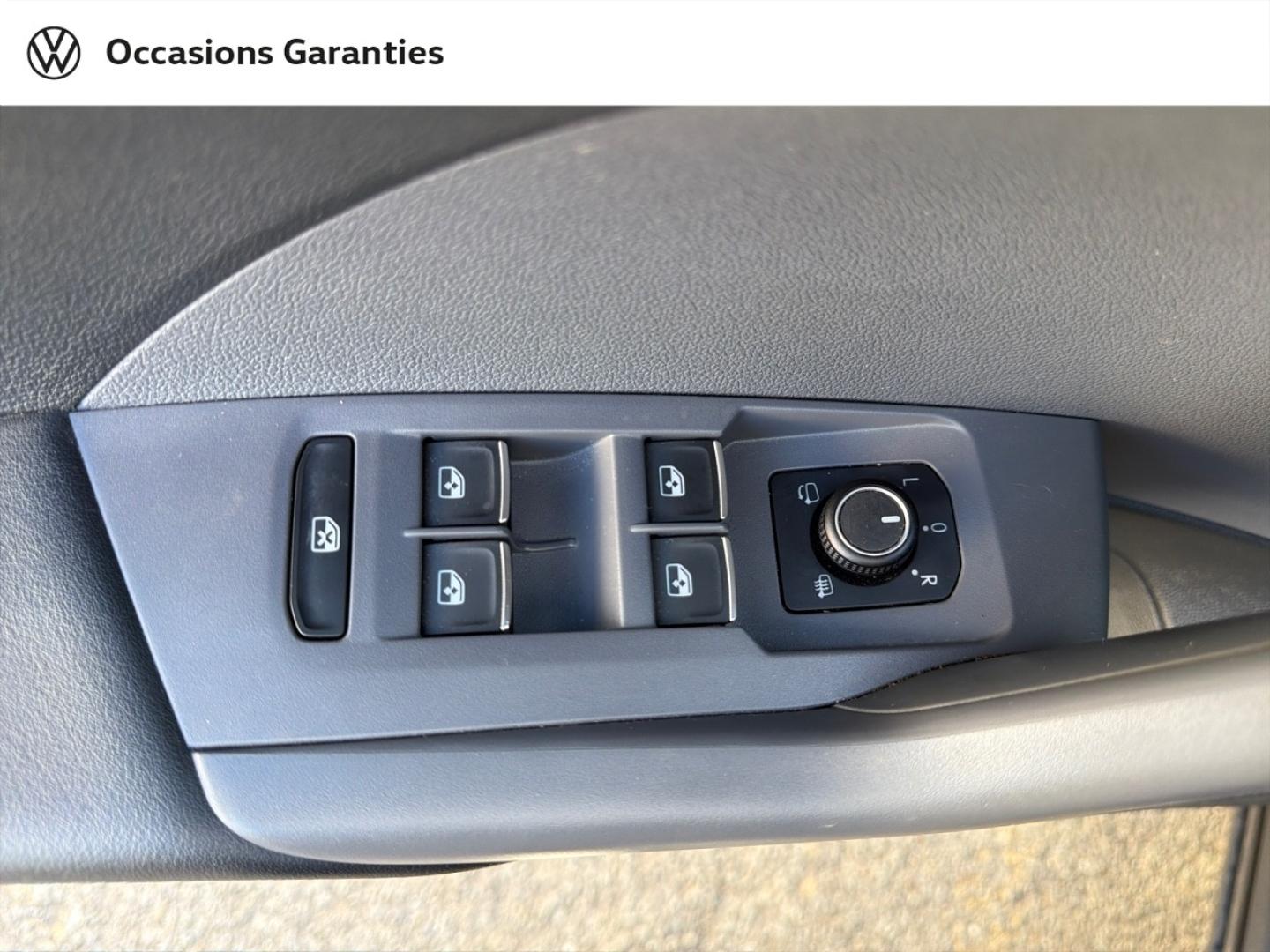 Voitures occasions VOLKSWAGEN T-CROSS R-Line Saint-Grégoire