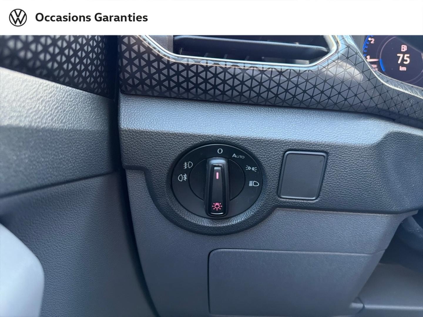 Voitures occasions VOLKSWAGEN T-CROSS R-Line Saint-Grégoire