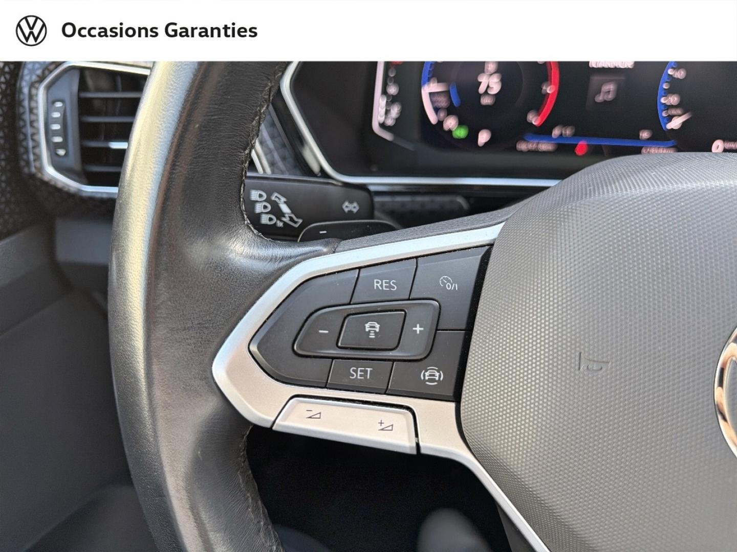 Voitures occasions VOLKSWAGEN T-CROSS R-Line Saint-Grégoire
