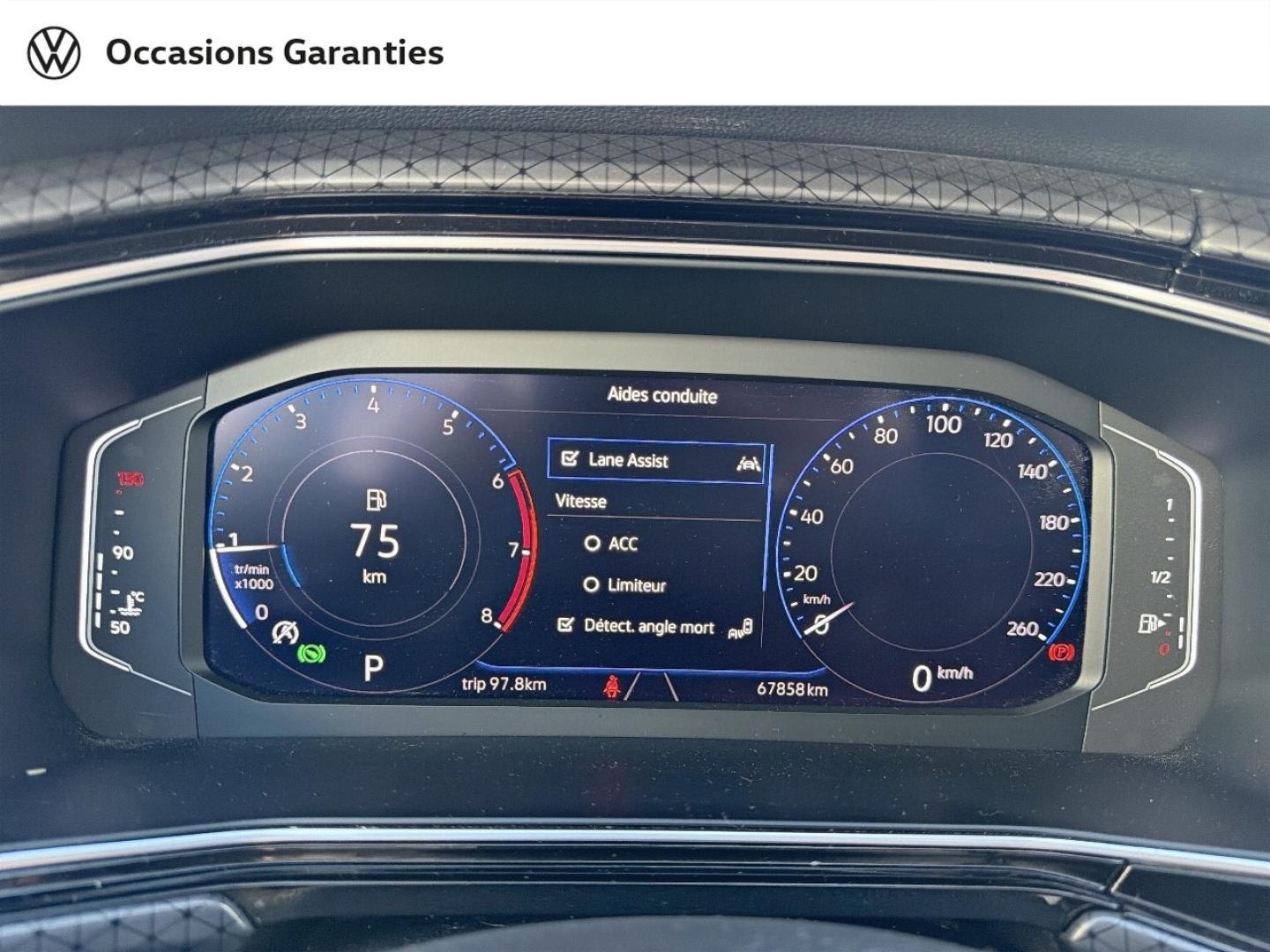 Voitures occasions VOLKSWAGEN T-CROSS R-Line Saint-Grégoire