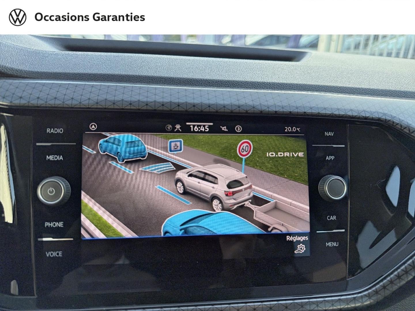 Voitures occasions VOLKSWAGEN T-CROSS R-Line Saint-Grégoire