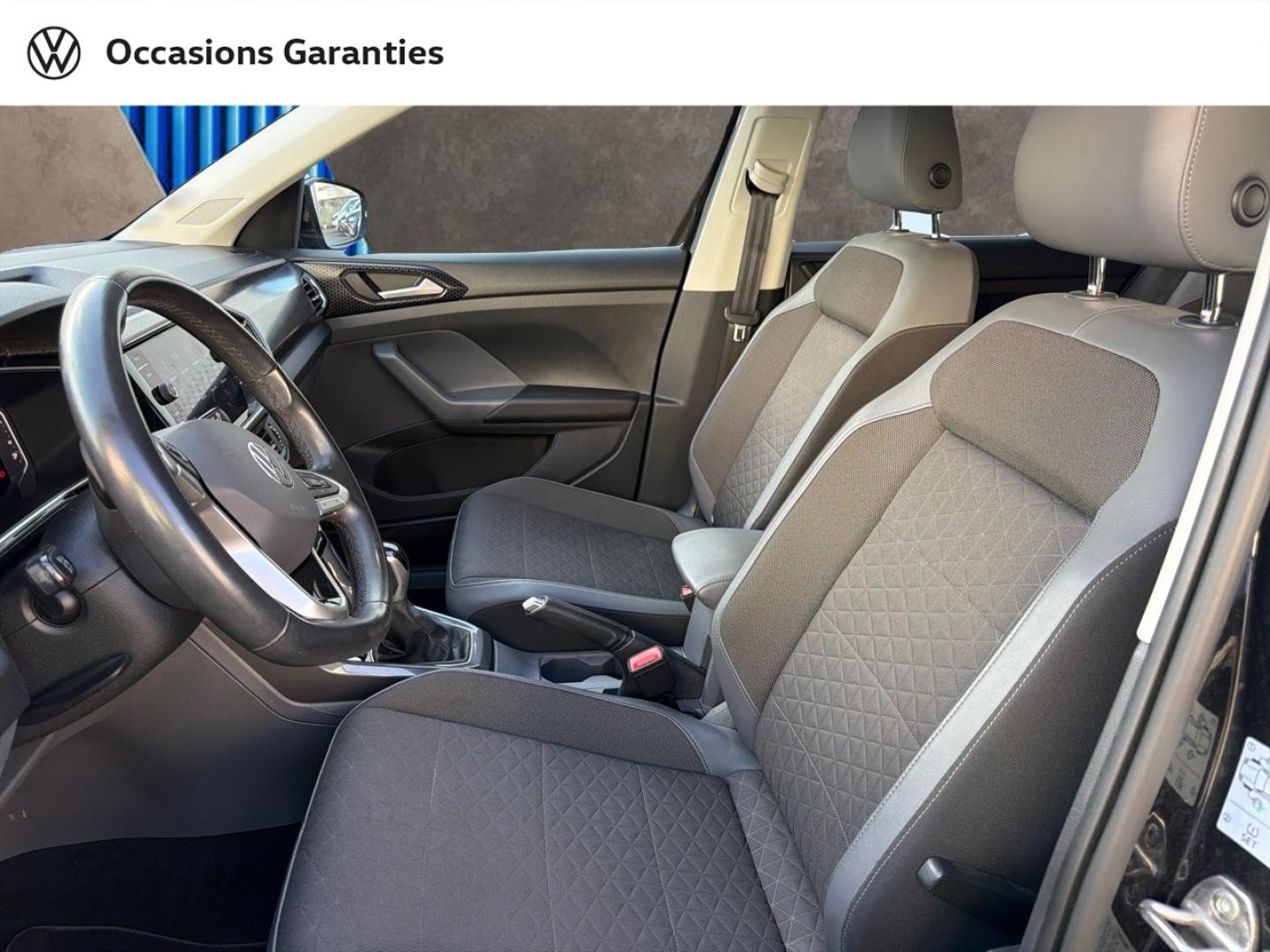 Voitures occasions VOLKSWAGEN T-CROSS R-Line Saint-Grégoire