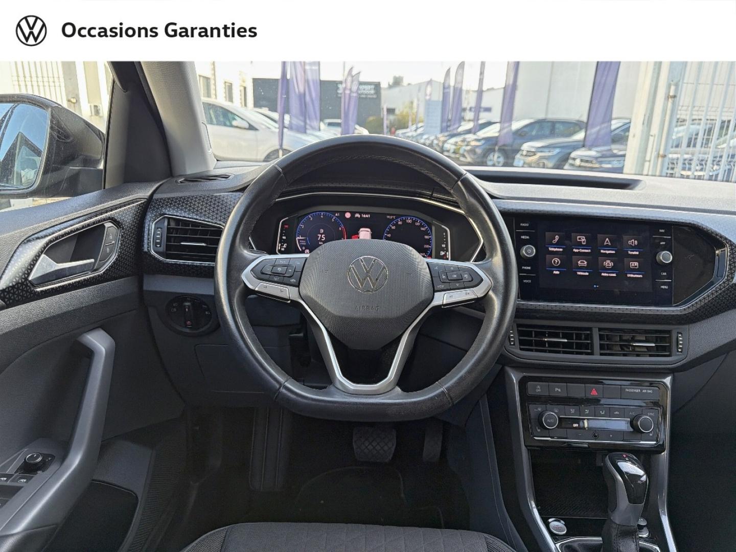 Voitures occasions VOLKSWAGEN T-CROSS R-Line Saint-Grégoire
