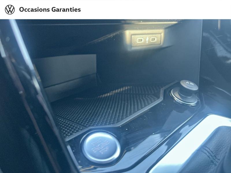 Voitures occasions VOLKSWAGEN T-ROC R-Line Saint-Grégoire