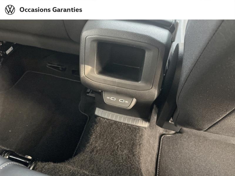 Voitures occasions VOLKSWAGEN T-CROSS R-Line Saint-Grégoire