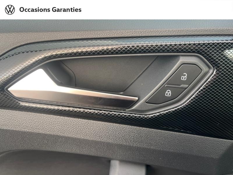 Voitures occasions VOLKSWAGEN T-CROSS R-Line Saint-Grégoire