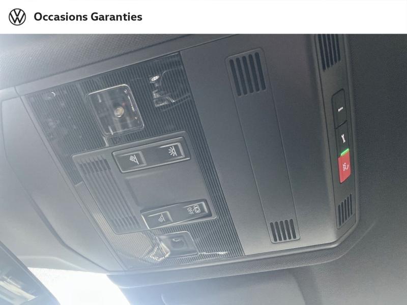 Voitures occasions VOLKSWAGEN T-CROSS R-Line Saint-Grégoire