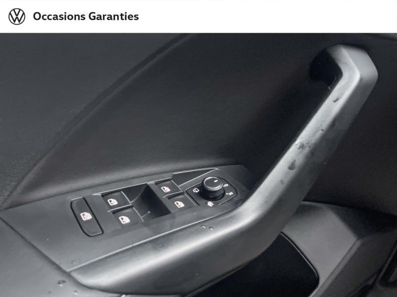 Voitures occasions VOLKSWAGEN T-CROSS R-Line Saint-Grégoire