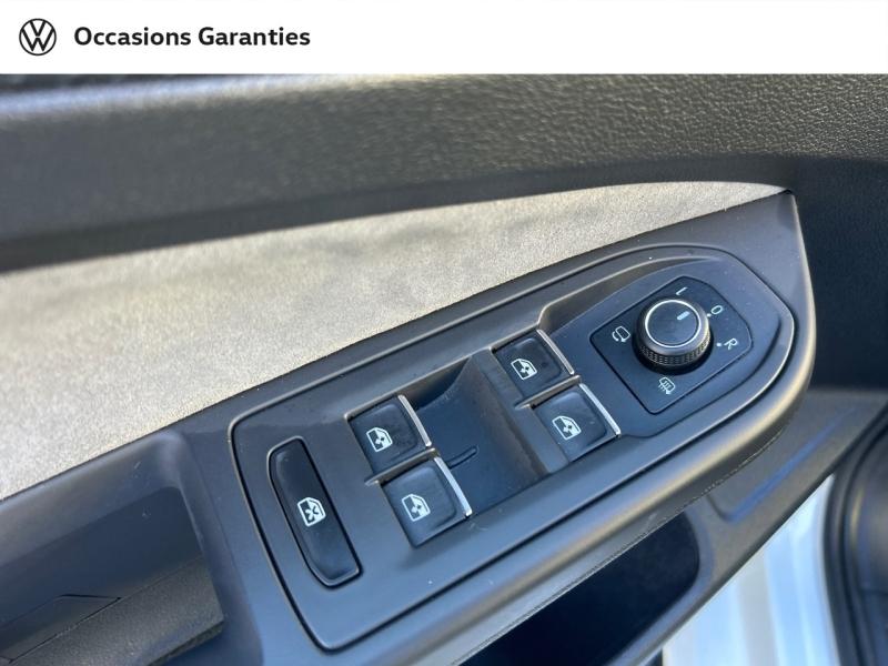 Voitures occasions VOLKSWAGEN GOLF R-Line Saint-Grégoire