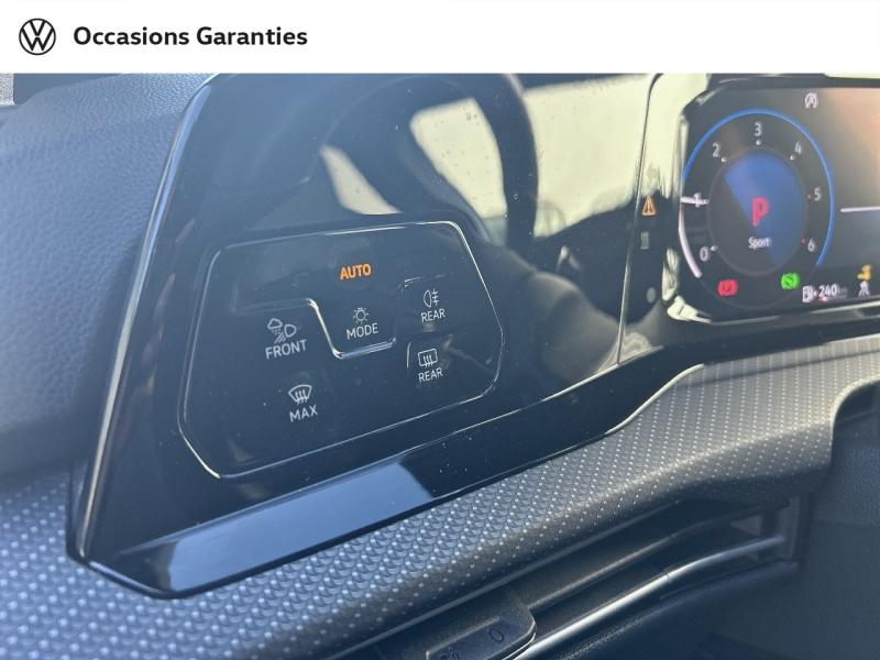 Voitures occasions VOLKSWAGEN GOLF R-Line Saint-Grégoire