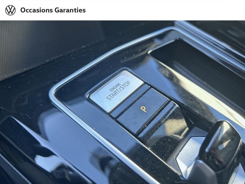 Voitures occasions VOLKSWAGEN GOLF R-Line Saint-Grégoire