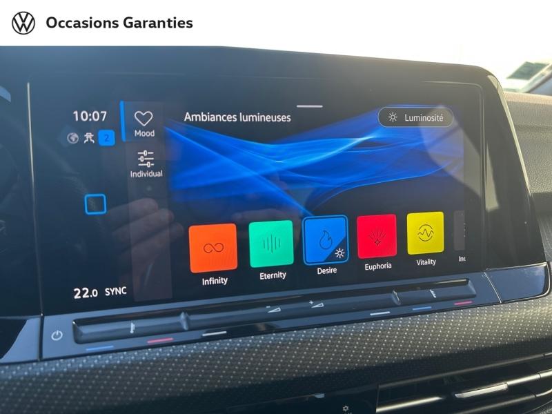 Voitures occasions VOLKSWAGEN GOLF R-Line Saint-Grégoire