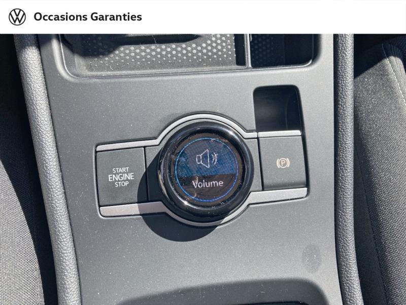 Voitures occasions VOLKSWAGEN T-ROC Life Saint-Grégoire