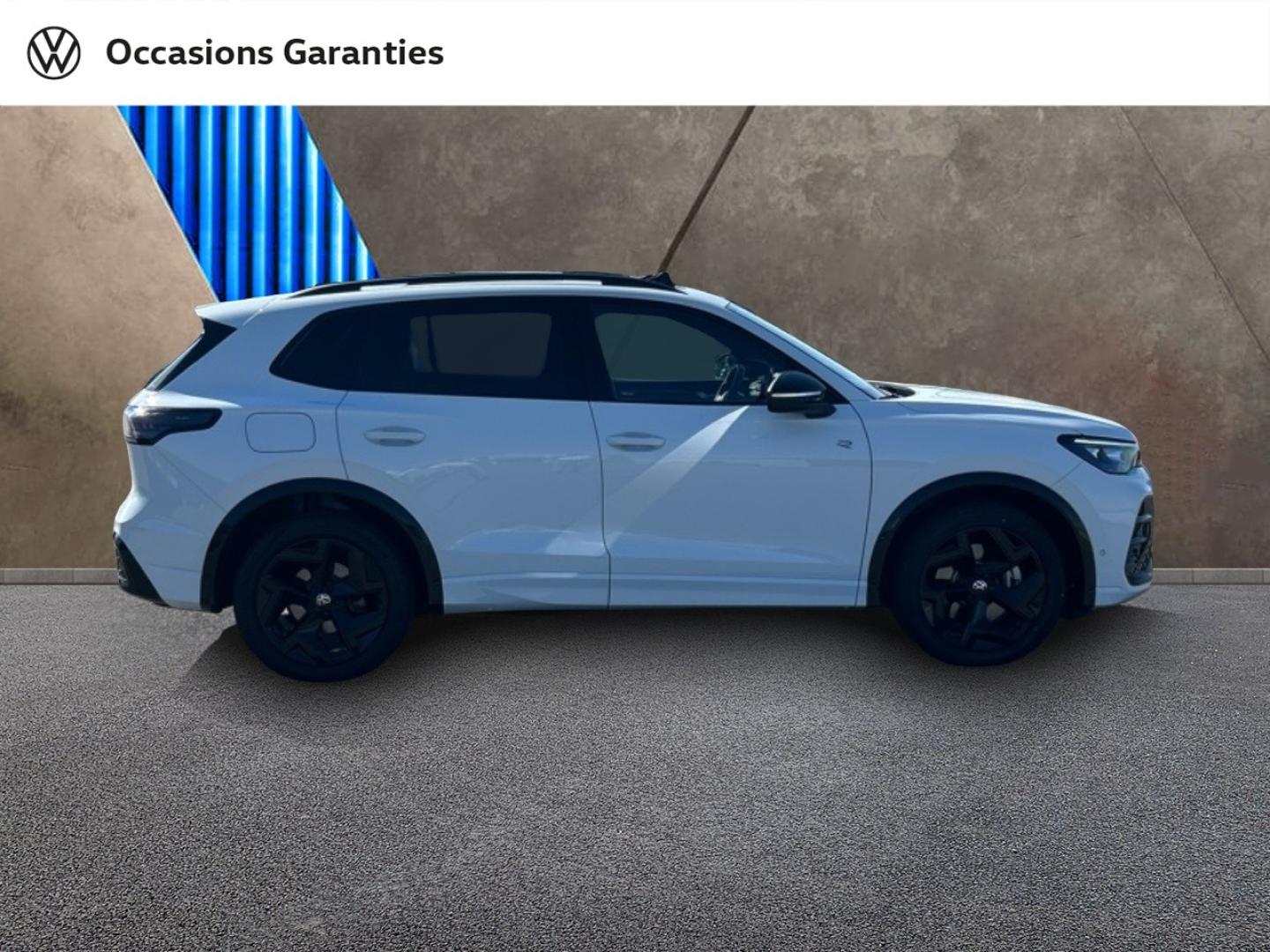 Voitures occasions VOLKSWAGEN TIGUAN R-Line Exclusive Saint-Grégoire