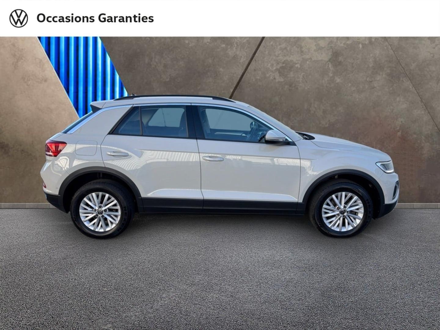 Voitures occasions VOLKSWAGEN T-ROC Life Saint-Grégoire