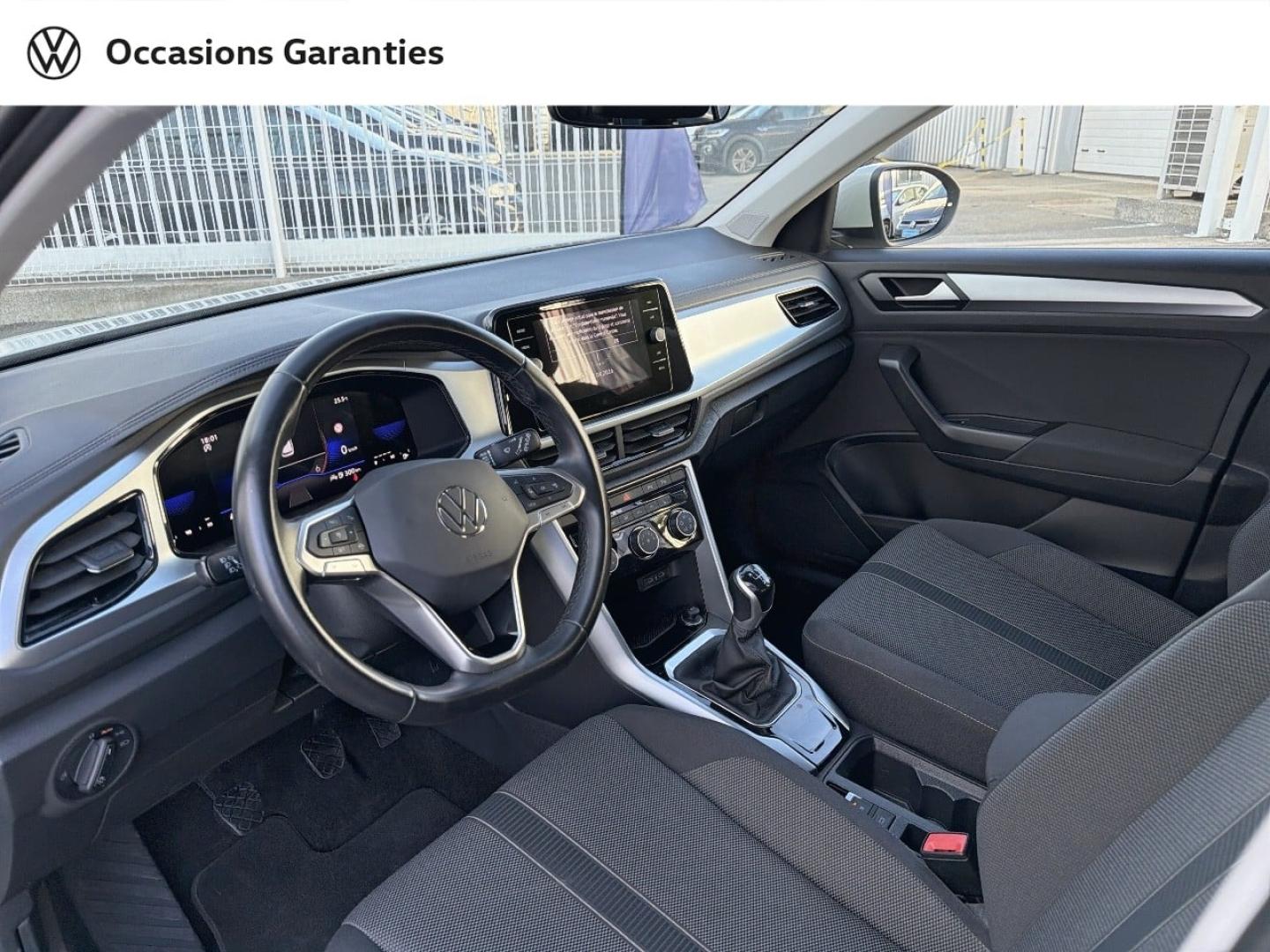 Voitures occasions VOLKSWAGEN T-ROC Life Saint-Grégoire