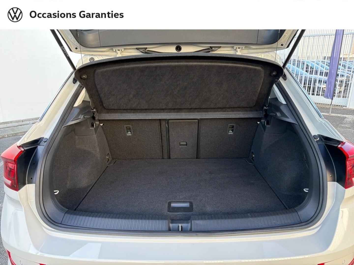 Voitures occasions VOLKSWAGEN T-ROC Life Saint-Grégoire