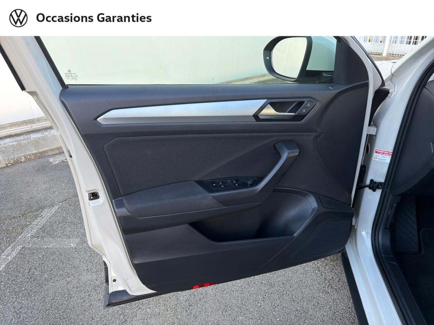 Voitures occasions VOLKSWAGEN T-ROC Life Saint-Grégoire
