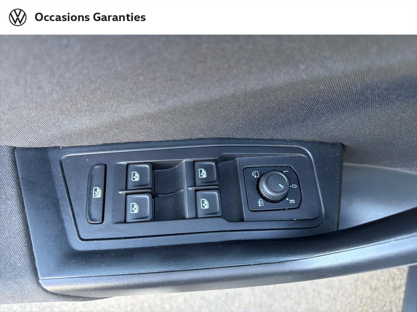 Voitures occasions VOLKSWAGEN T-ROC Life Saint-Grégoire