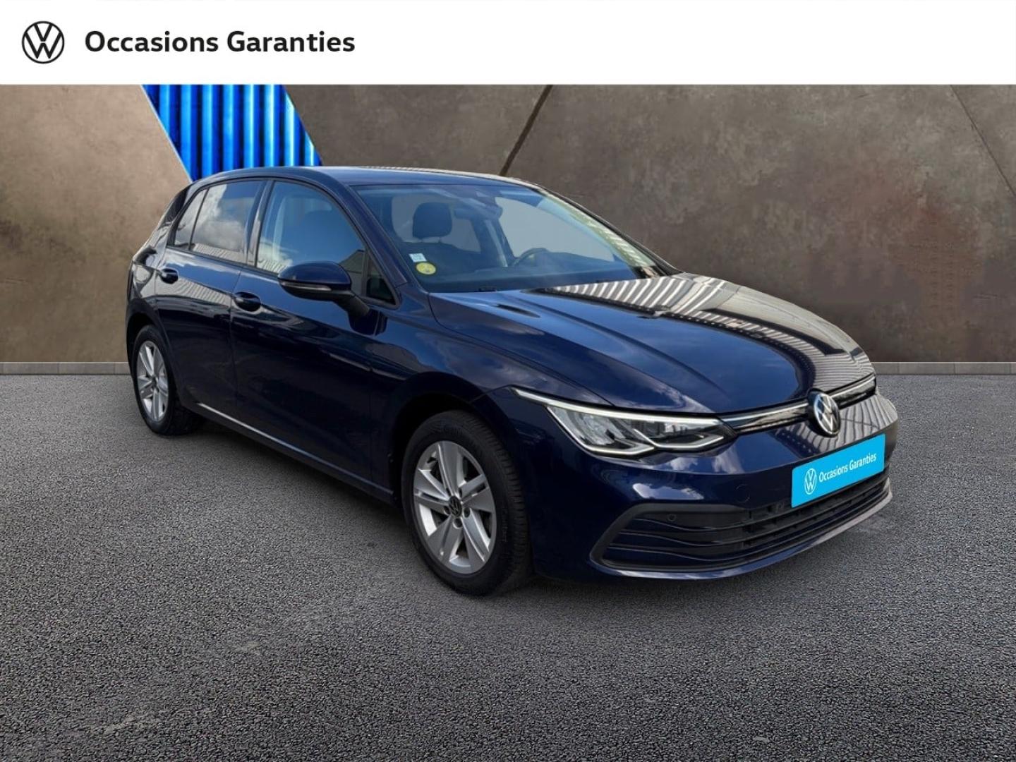 Voitures occasions VOLKSWAGEN GOLF Life 1st Saint-Grégoire