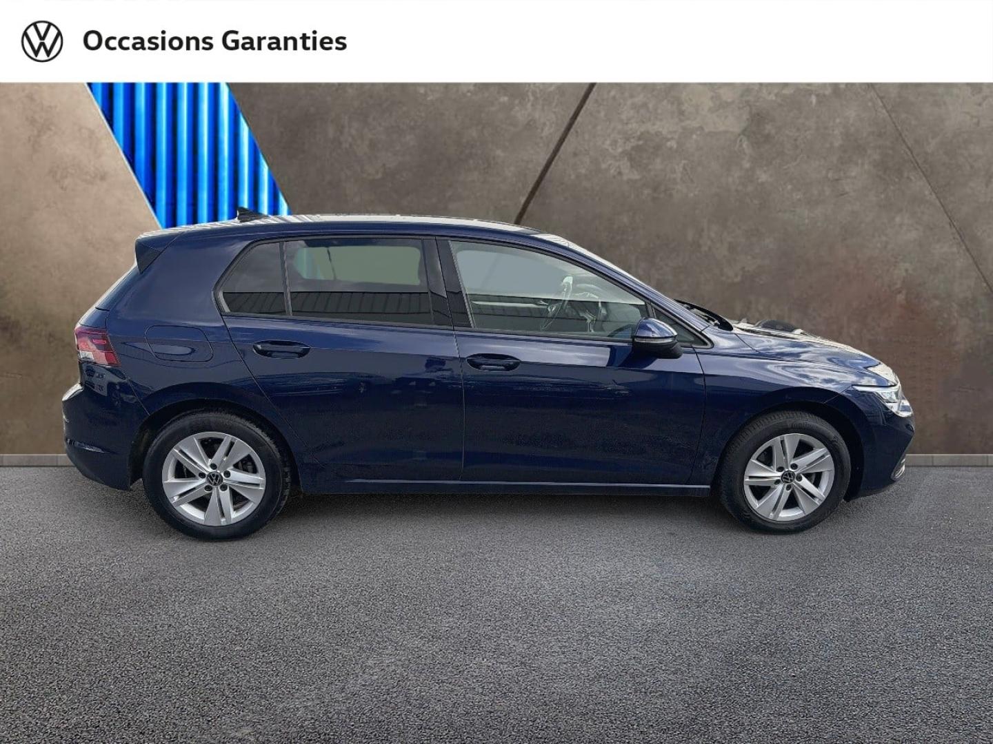 Voitures occasions VOLKSWAGEN GOLF Life 1st Saint-Grégoire