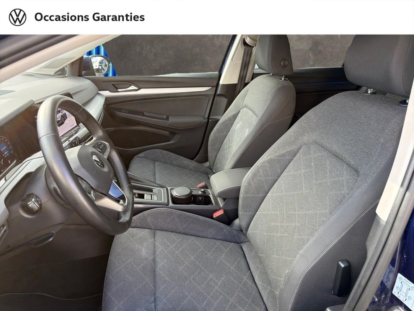 Voitures occasions VOLKSWAGEN GOLF Life 1st Saint-Grégoire