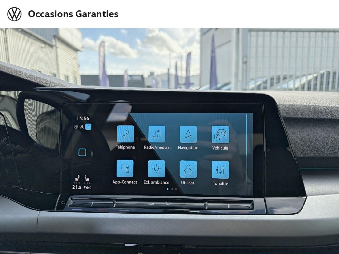 Voitures occasions VOLKSWAGEN GOLF Life 1st Saint-Grégoire