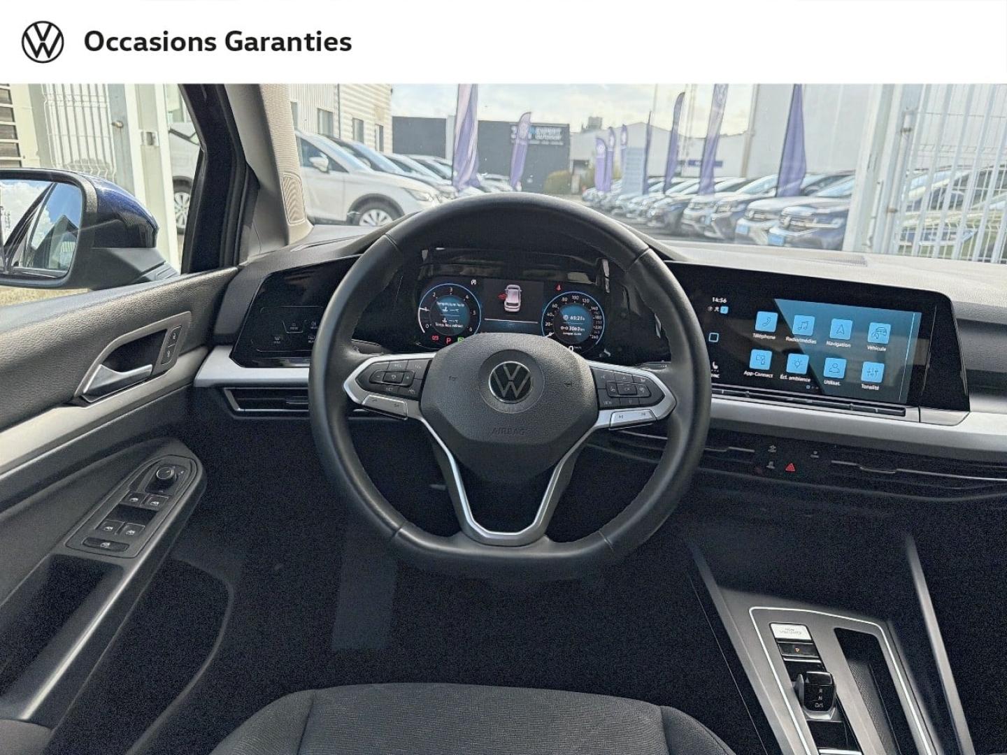 Voitures occasions VOLKSWAGEN GOLF Life 1st Saint-Grégoire