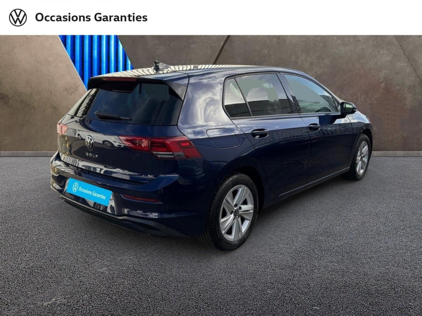 Voitures occasions VOLKSWAGEN GOLF Life 1st Saint-Grégoire