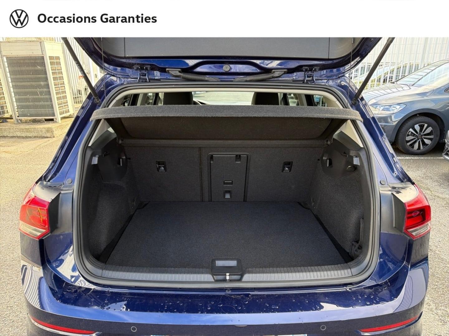 Voitures occasions VOLKSWAGEN GOLF Life 1st Saint-Grégoire