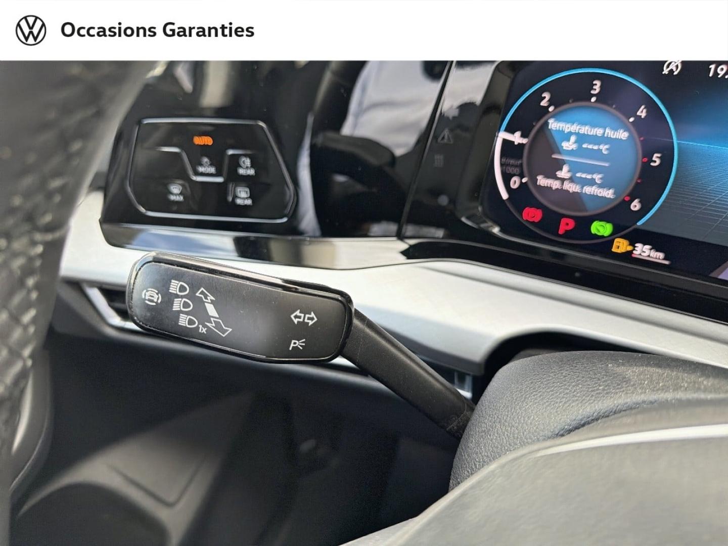 Voitures occasions VOLKSWAGEN GOLF Life 1st Saint-Grégoire