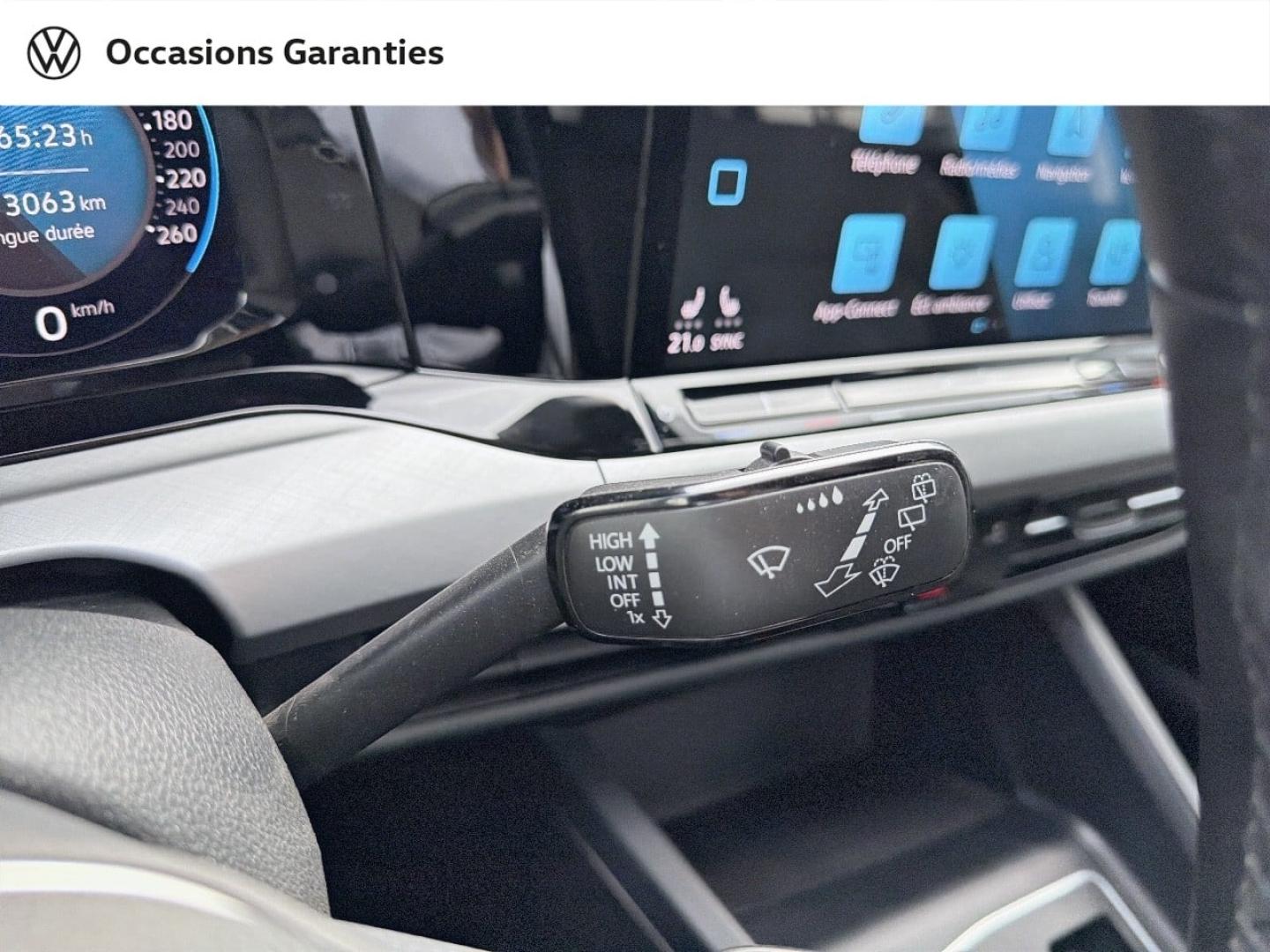 Voitures occasions VOLKSWAGEN GOLF Life 1st Saint-Grégoire