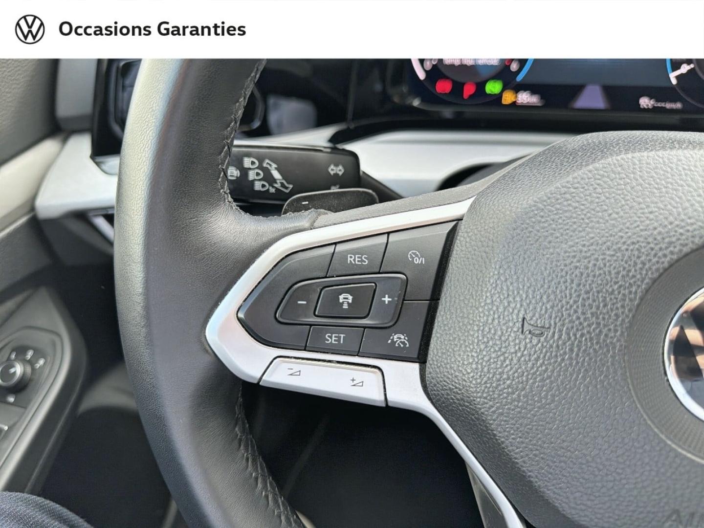 Voitures occasions VOLKSWAGEN GOLF Life 1st Saint-Grégoire