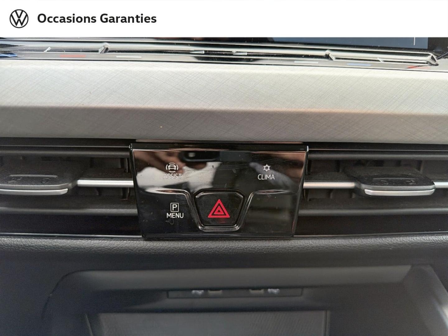 Voitures occasions VOLKSWAGEN GOLF Life 1st Saint-Grégoire