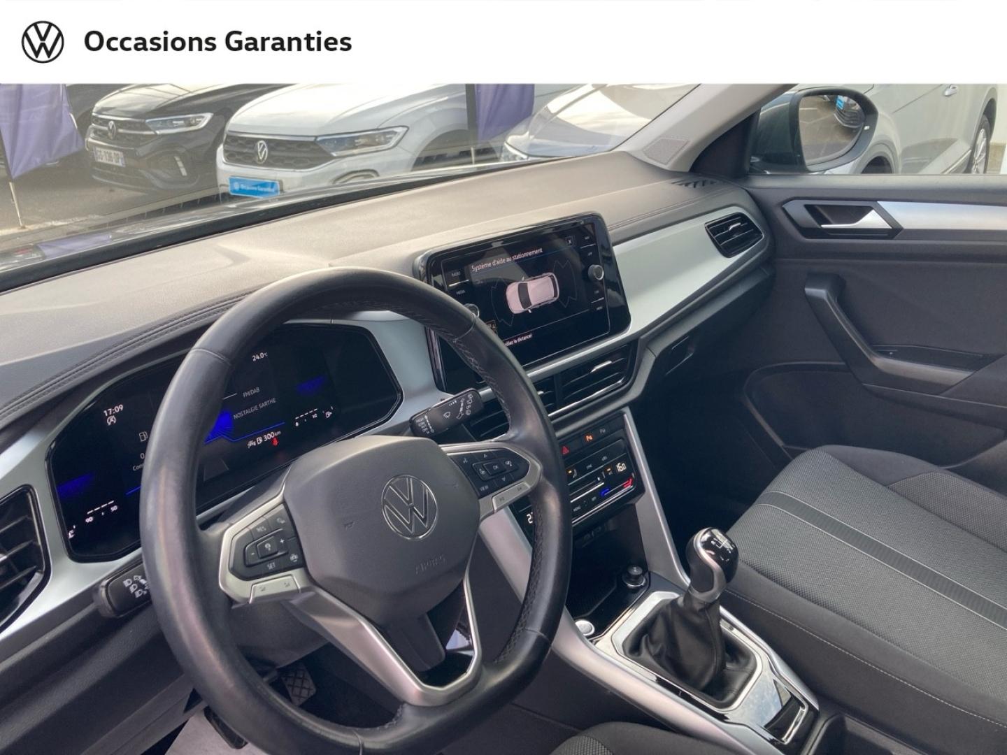 Voitures occasions VOLKSWAGEN T-ROC Life Plus Saint-Grégoire